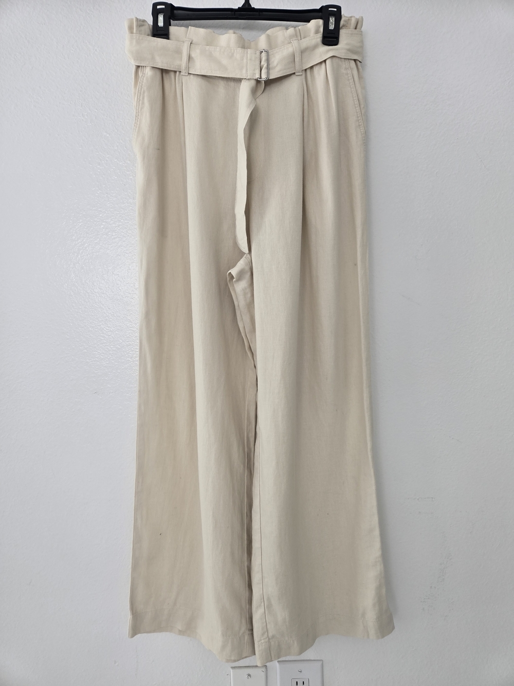 Uniqlo Cream Wide-Leg High-Rise Pants with Self Belt Size M